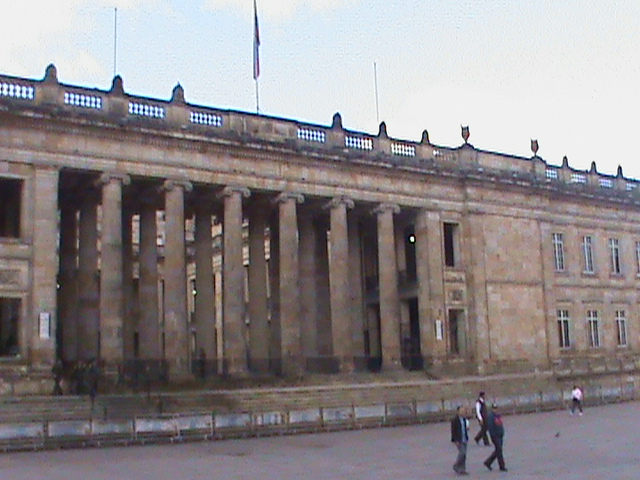 Bogota, quartier du Palais de La Moneda.      Photo latina-eco