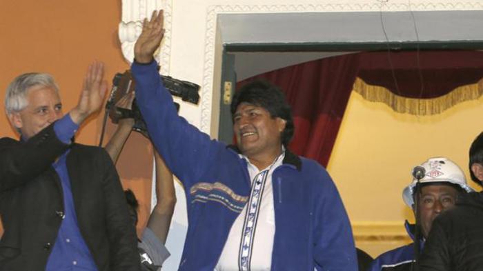 Le président bolivien Evo Morales réélu pour un troisième mandat