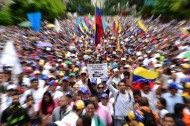 Manifestation de l'opposition, le 1er mai, à Caracas. Ronaldo Schemidt / AFP